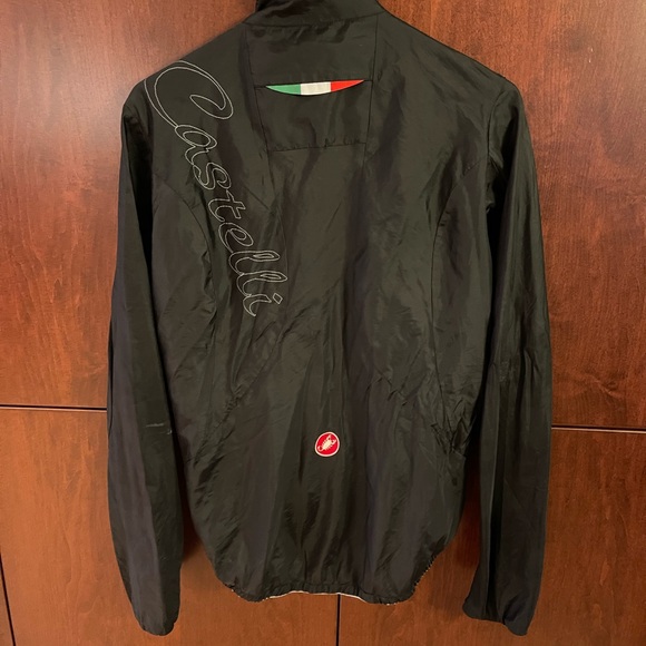 Castelli lightweight cycling jacket - Picture 4 of 5